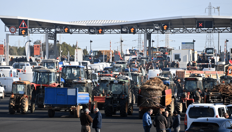 Blocage du péage de Saint-Jean-de-Védas ©Sylvain Thomas/AFP