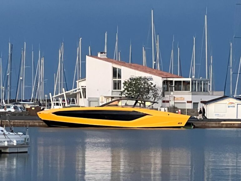 bateau Lamborghini 63 ©HT