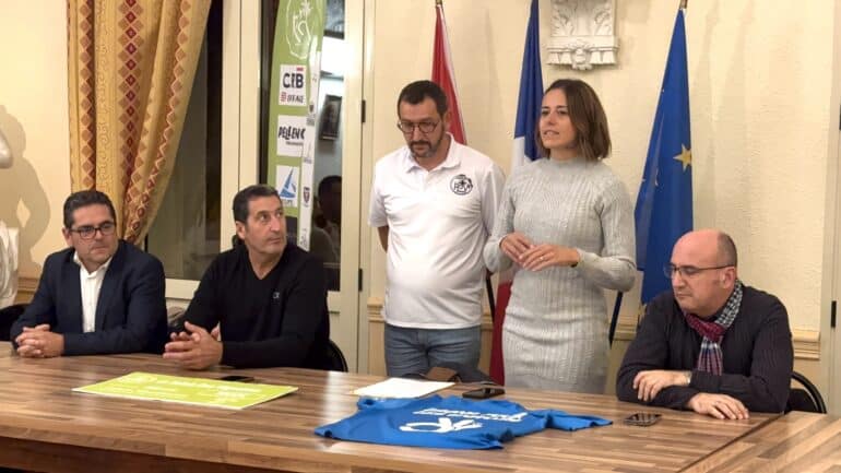 Remise de chèque du Relais Des Vignobles à l'Arche Montblanaise ©EG