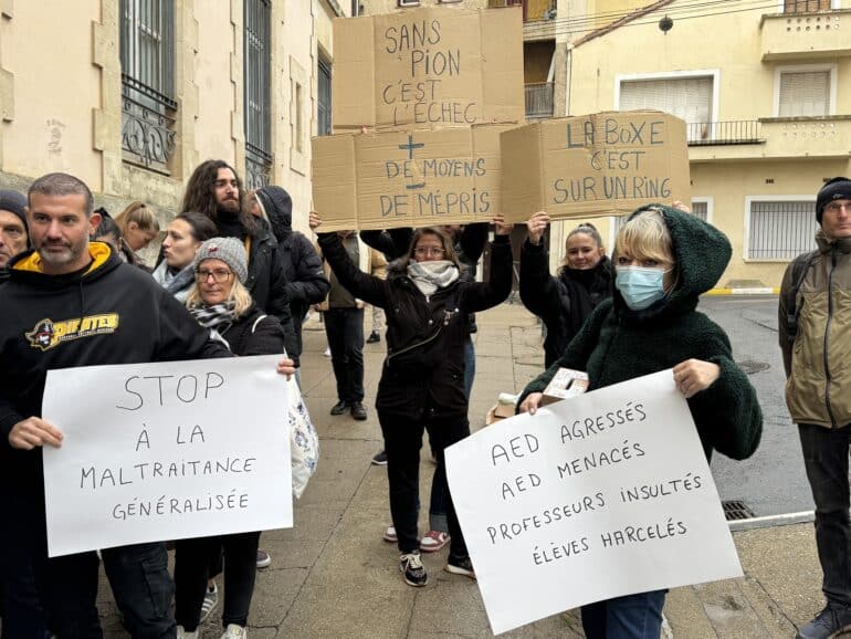 Grève à la cité scolaire Henri IV Béziers ©EG