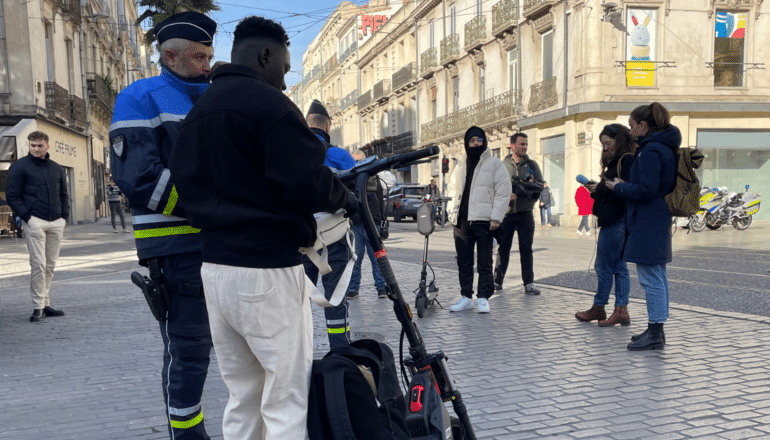 Contrôle de la police municipale ©Louise Brahiti